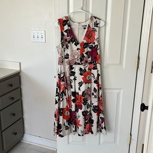 Ann Taylor sleeveless dress size 8